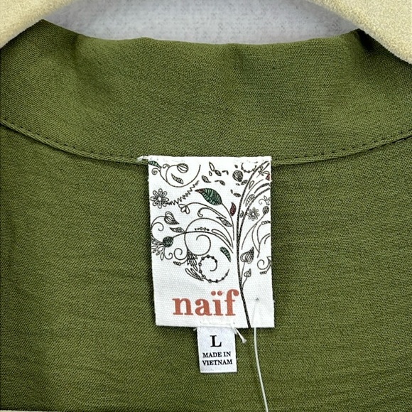 Naïf Jumpsuit Women’s Large Green Button Front Wide Leg Elastic Waist Tie NWT - Picture 2 of 11